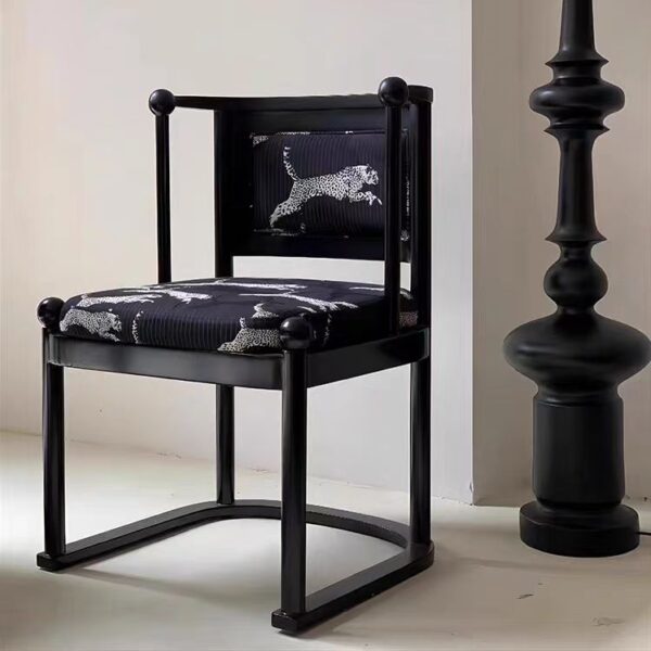 Gaoliang dining chair leopard accent wood frame OEM/ODM(YZ01)