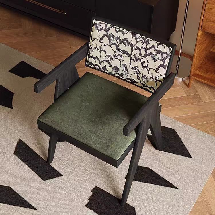 Gaoliang Dining Chair With Armest Wooden Legs OEM/ODM(YZ02)