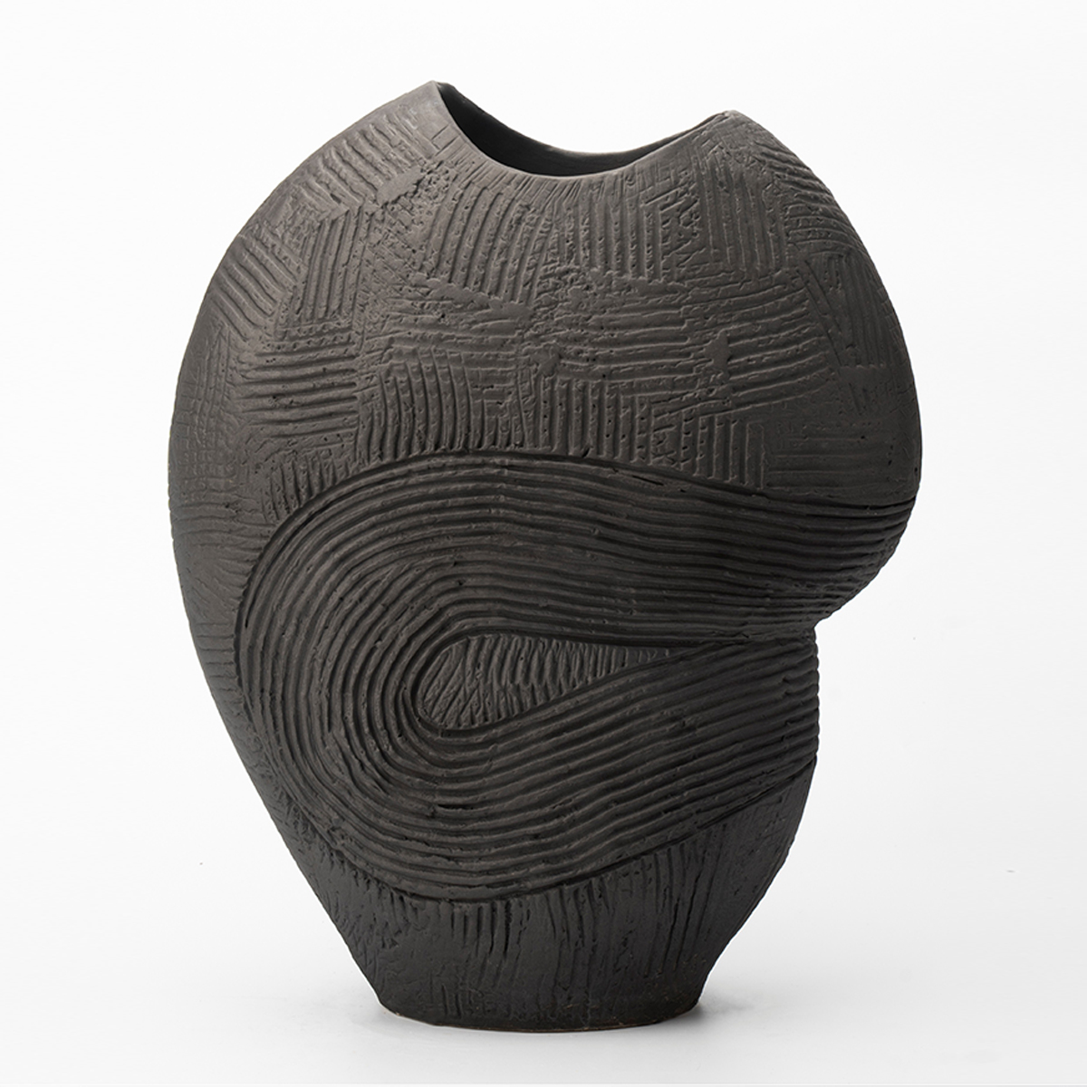 Gaoliang Ceramic Vases Black Irregular Shape Decoration (CML173)