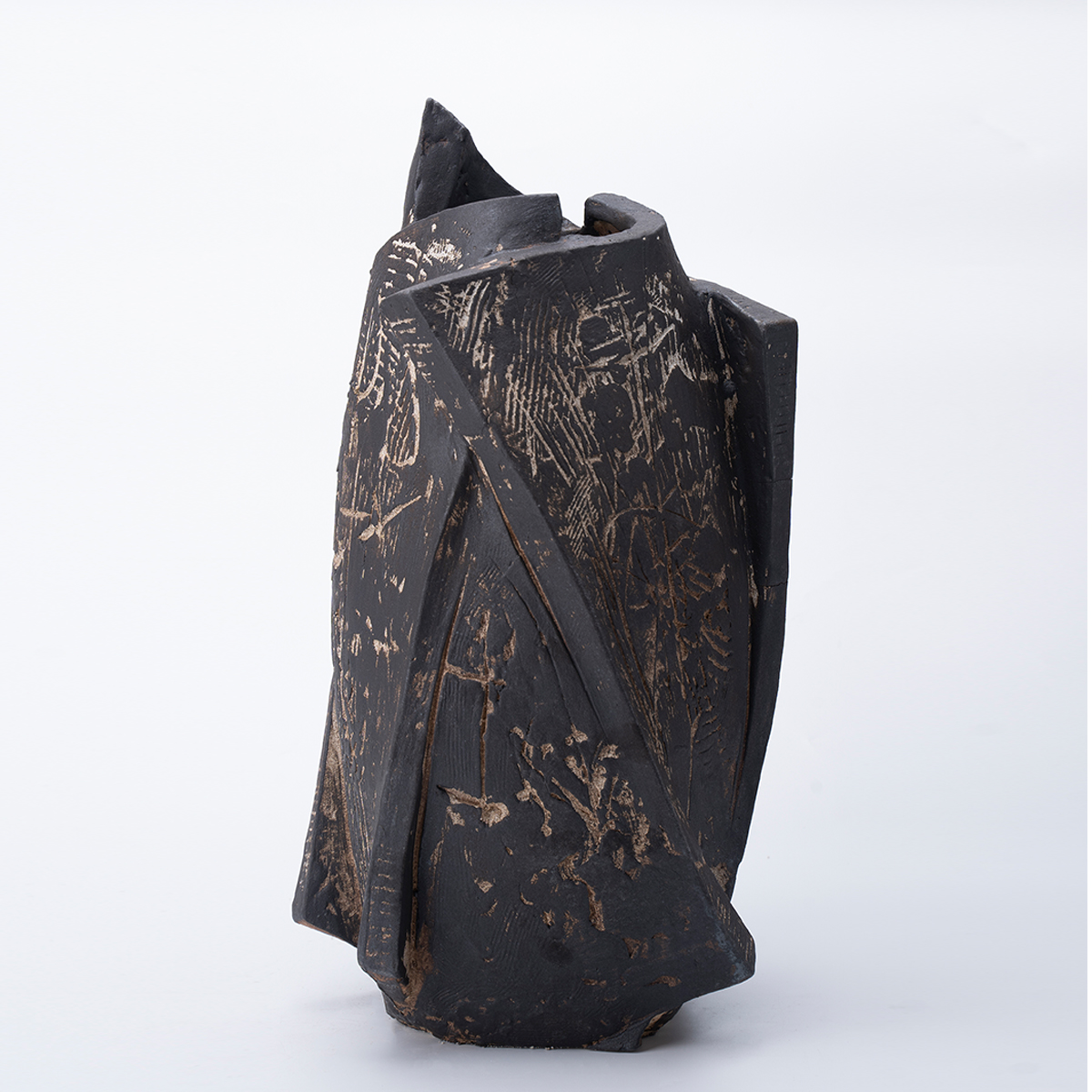Gaoliang Vase Decor Modern Black Irregular Ceramic Vase OEM/ODM (CML222)