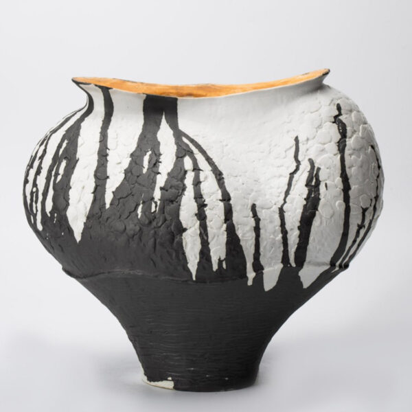 Gaoliang Porcelain Vases Black and White Handmade Ceramic Vase OEM/ODM (CML08)
