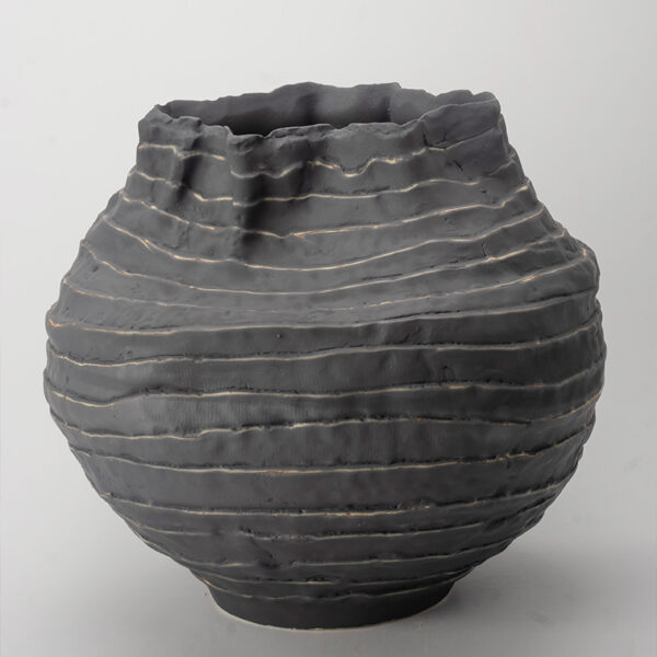Gaoliang Ceramic Vases Unique Abstract Matte Decoration For Interior OEM/ODM (CML627)