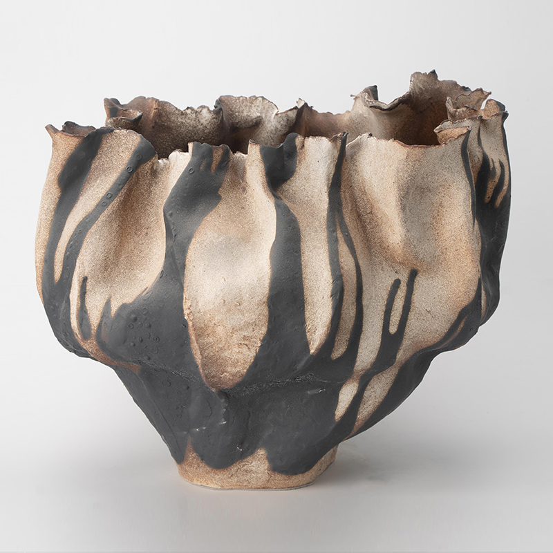 Gaoliang Ceramic Vase Modern Nordic Abstract Irregular Shape Table Vase OEM/ODM (CML854)