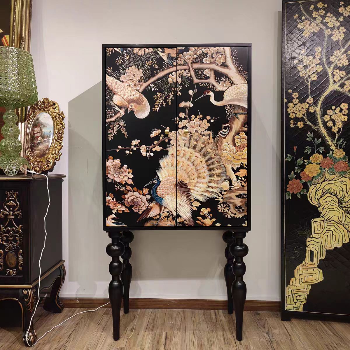 Gaoliang Sideboard Cabinet French Style Retro Painting Art Wooden Storage Cabinet OEM/ODM (GZ172)