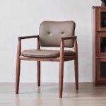Gaoliang Dining Chair with Arms Solid Wood Mid Century Leather Dining Chair OEM/ODM (YZ96)