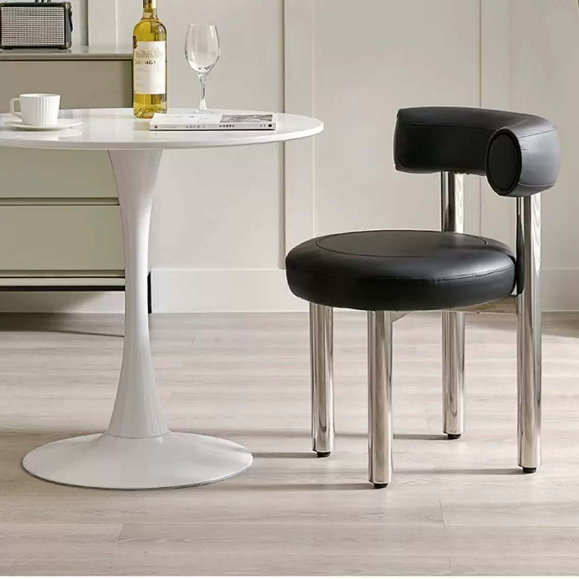 Gaoliang Dining Chair Leather Italian Style Dining Room Chairs OEM/ODM (YZ237)