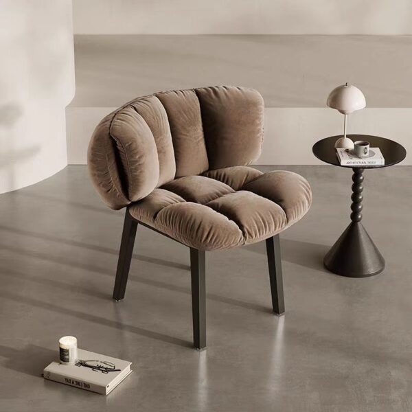 Gaoliang Dining Chair Italian Style Luxury Velvet Dining Chair OEM/ODM (YZ253)