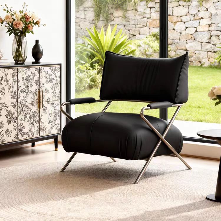 DY313 (1) Gaoliang Lounge Chairs Brown Leather Upholstered Leisure Chair OEM/ODM (DY313)