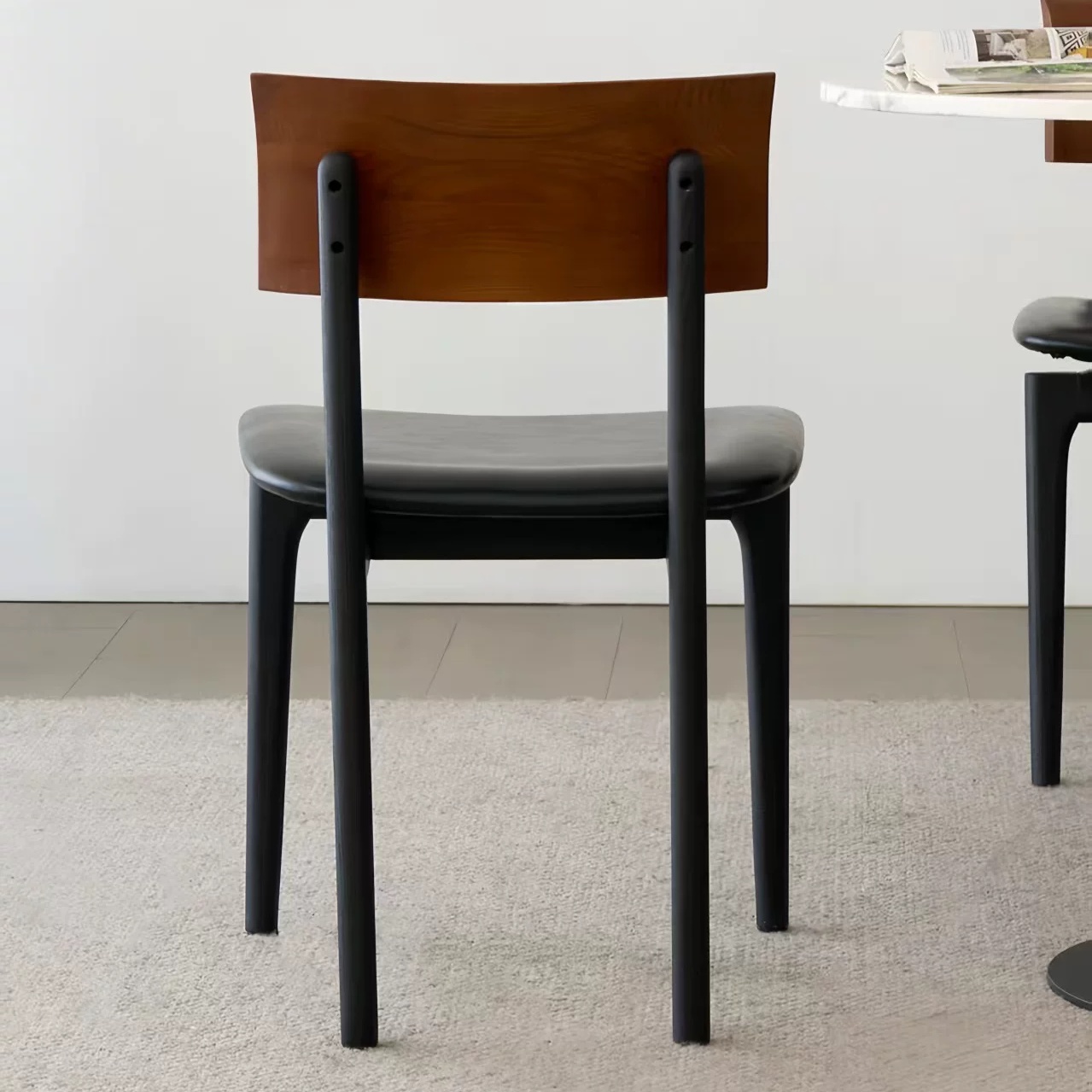 Gaoliang Dining Chair Medieval Style Soft Leather Dining Room Chairs OEM/ODM (YZ277)