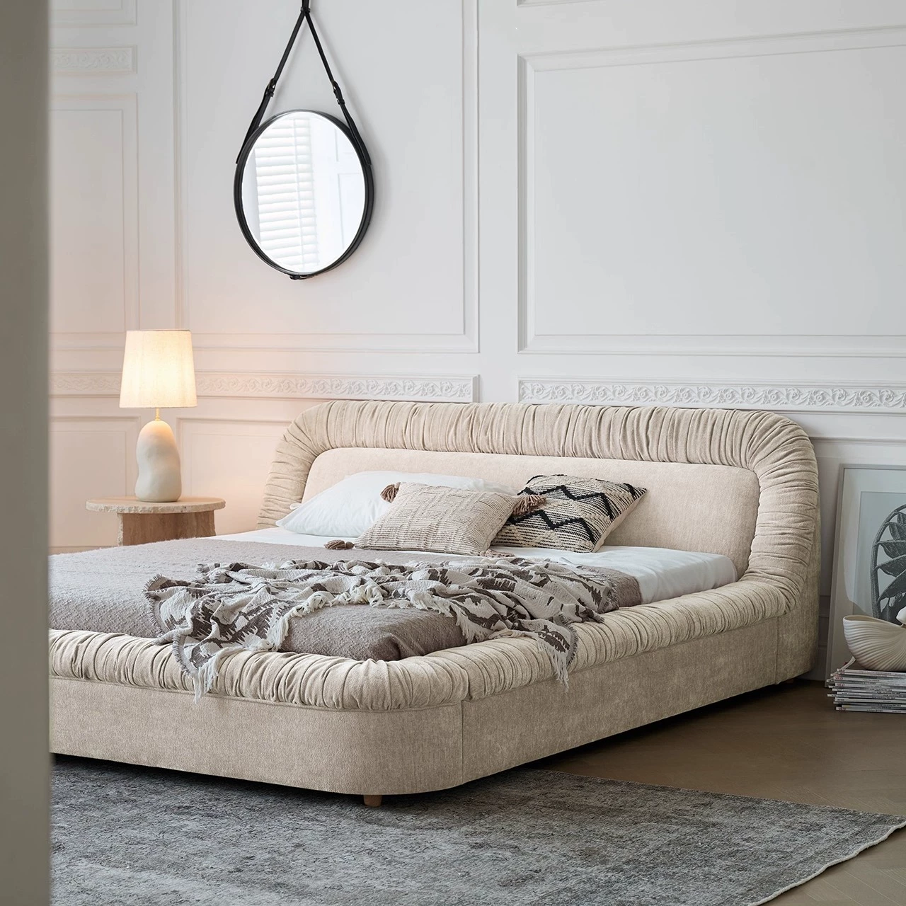 RC95 (3) Gaoliang Bed Pink Fabric Princess Style Elegant Soft Upholstered Bed OEM/ODM (RC95)