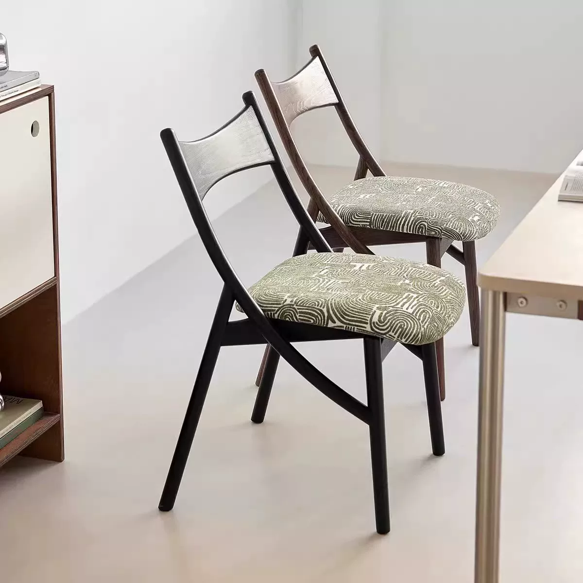YZ317 (1) Gaoliang Dining Chair Japanese Style Solid Wood Dining Room Chairs OEM/ODM (YZ317)