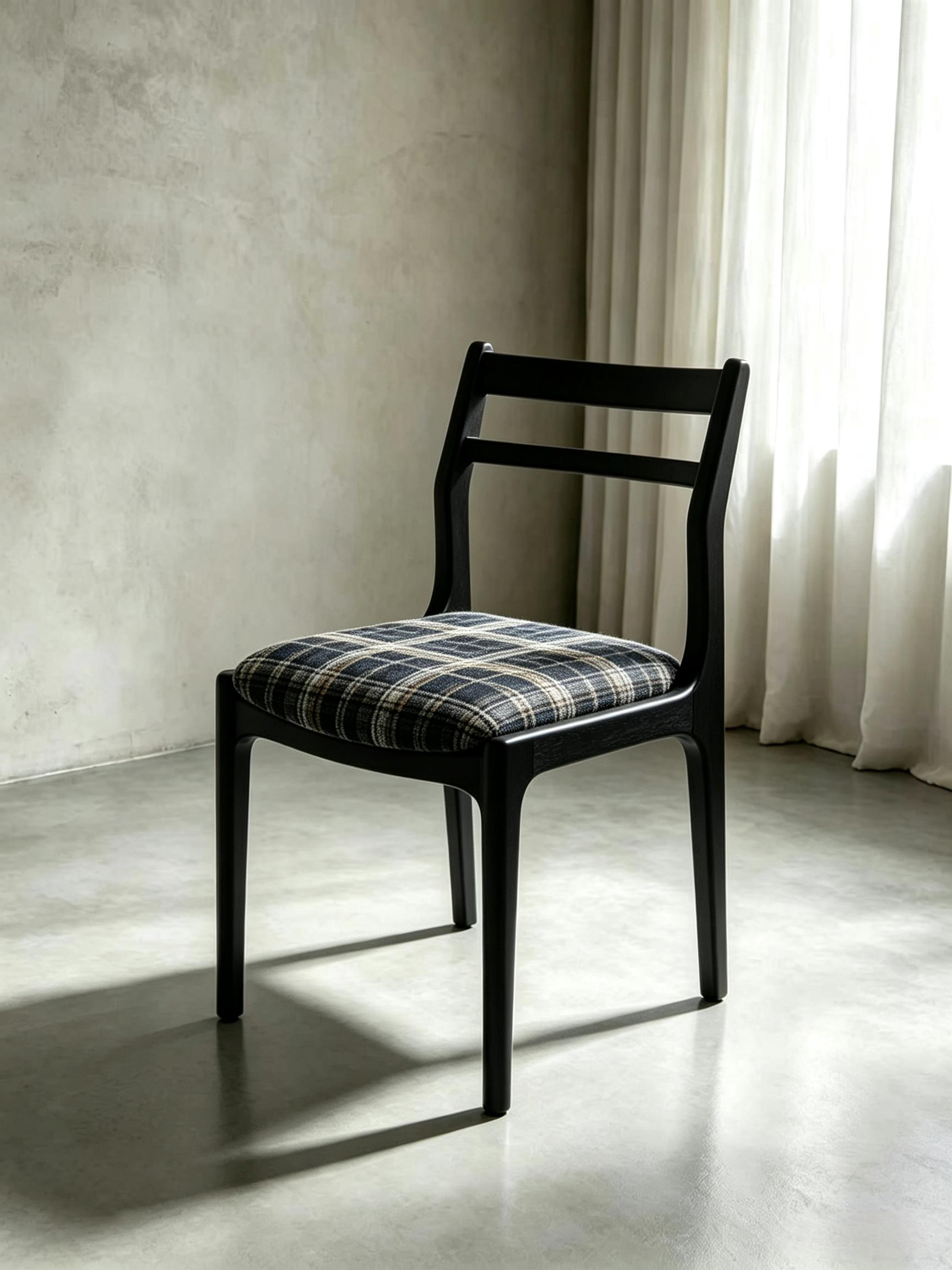 YZ314-7 Solid Wood Dining Chair Modern Upholstered Restaurant Chair
